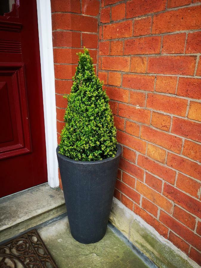 Chimneys Guest House Blackburn  Exterior foto